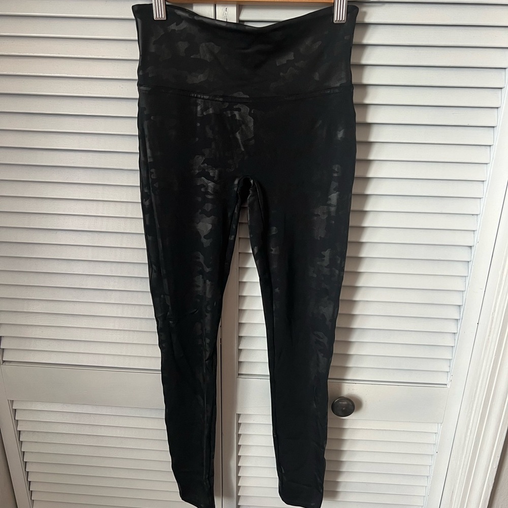 Spanx Camo Legging